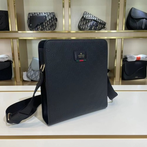 超希少！ グッチ メンズ ショルダーバッグ 偽物