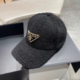 目を惹くカラー プラダ キャップ コピー