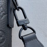 21SS​ ルイヴィトン ショルダーバッグ 偽物 モノグラム エンボス M57726