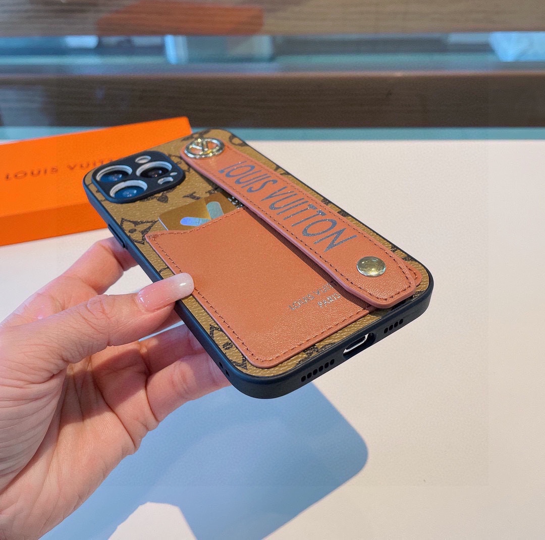 ★日本!!人気！ ルイヴィトンiPhone ケース 全機種 販売
