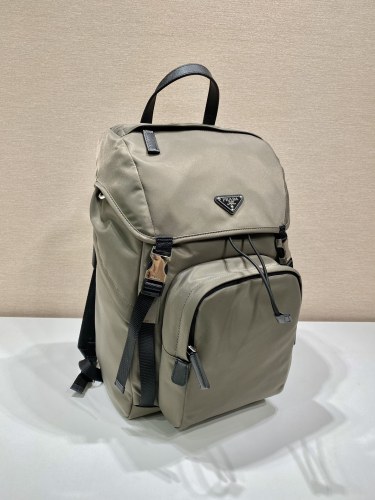 お洒落 プラダ メンズ バックパック スーパーコピー2VZ135