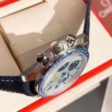 大人気！オメガ スピードマスター スーパーコピー“シルバー スヌーピー アワード”50周年記念 42mm 310.32.42.50.02.001