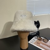 定番人気！プラダ ハット スーパーコピー