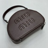 ミュウミュウ レザー トップハンドルバッグ 偽物 myw42489