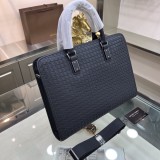 争奪戦 ボッテガヴェネタ メンズ ブリーフケース 偽物