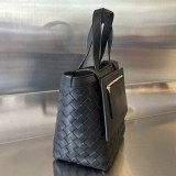 ボッテガヴェネタ スモール コピー フリップ フラップ ハンドバッグ bow29339
