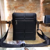 日本未入荷 バーバリー メンズ ショルダーバッグ スーパーコピー