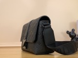 お洒落 ルイヴィトン メンズ ショルダーバッグ コピーm23741
