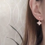 セール新作ルイヴィトンコピー ギフトにも フェミニンなピアス 3色 Q96667