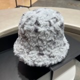 注目アイテム♡ プラダ ハット 偽物