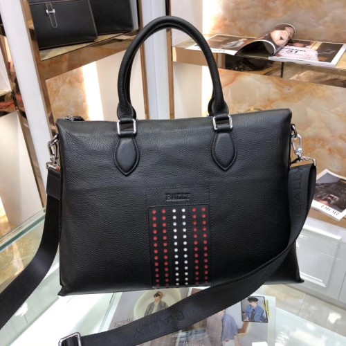 日本未入荷 バリー メンズ ブリーフケース 偽物