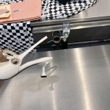 お洒落に♪ミュウミュウ 偽物 パンプス ヒール5.5cm myz86130