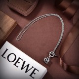 【人気商品】ロエベ Anagram アナグラム 偽物 ネックレス lom70891