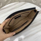 完売必至 ★ グッチ メンズ クラッチバッグ 偽物
