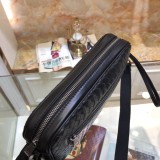 ☆超人気☆ ボッテガヴェネタ メンズ ショルダーバッグ スーパーコピー