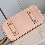 大人気！ルイヴィトン LV × YK アルマ BB ロゴ ハンドバッグ 偽物 2way M46428