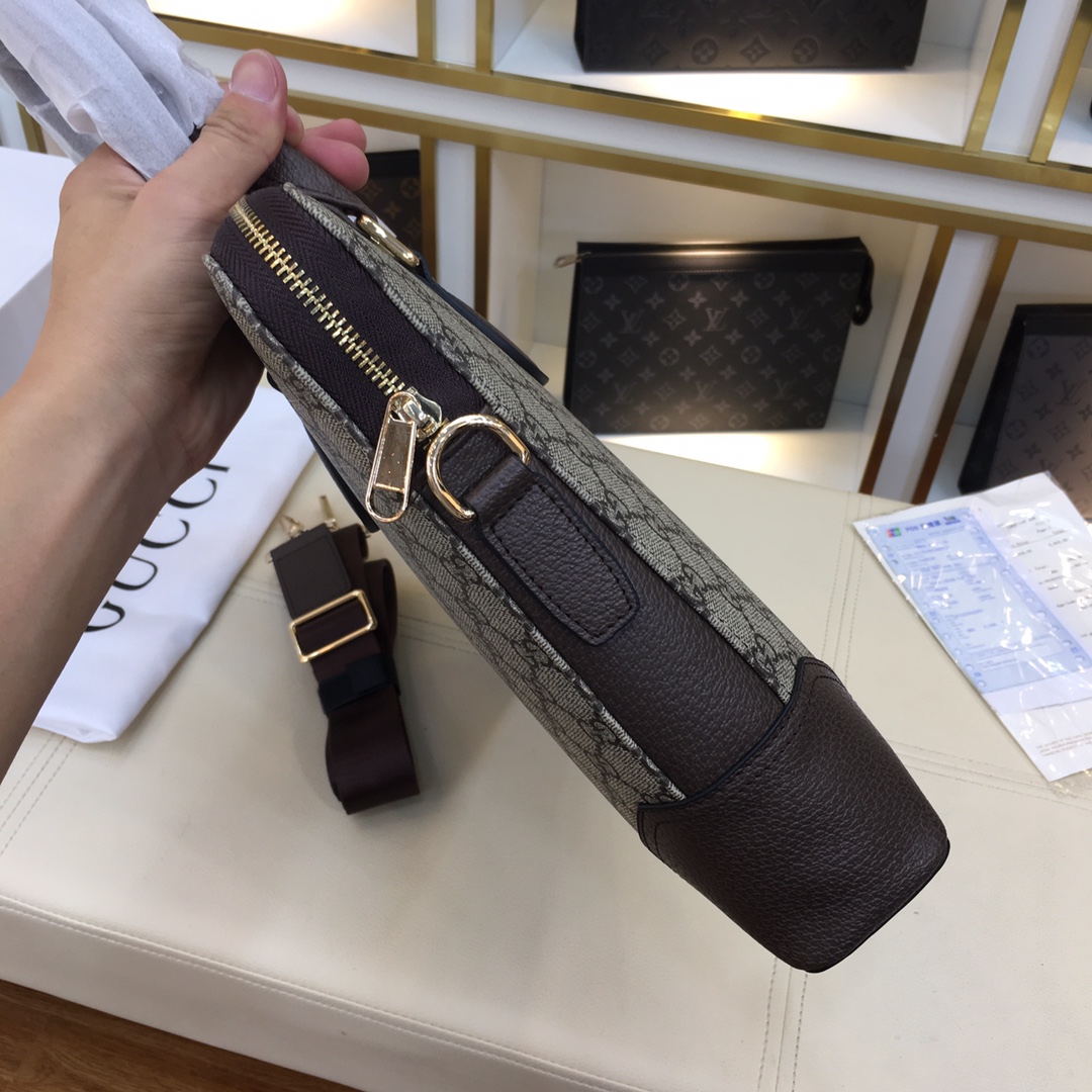 注目度抜群！グッチ メンズ ブリーフケース コピー