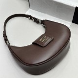 すぐ届 ミュウミュウ レザー トップハンドルバッグ myo57370