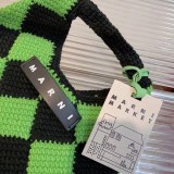 マルニマーケット 偽物◇テックウール製 DIAMONDスモールバッグ グリーン man88679