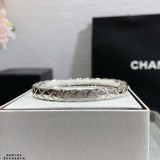 セール新作 可愛い シャネル ココ クラッシュ 偽物 コレクション ブレスレット shw11699