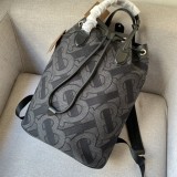 完売必至 ★ バーバリー メンズ バックパック 偽物