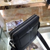 日本未入荷 バーバリー メンズ ショルダーバッグ スーパーコピー