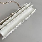 秋冬大セール ディオール Miss ミニバッグ 偽物 チェーンストラップ付き S0980ONMJM49U