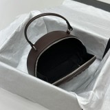 ミュウミュウ レザー トップハンドルバッグ 偽物 myw42489