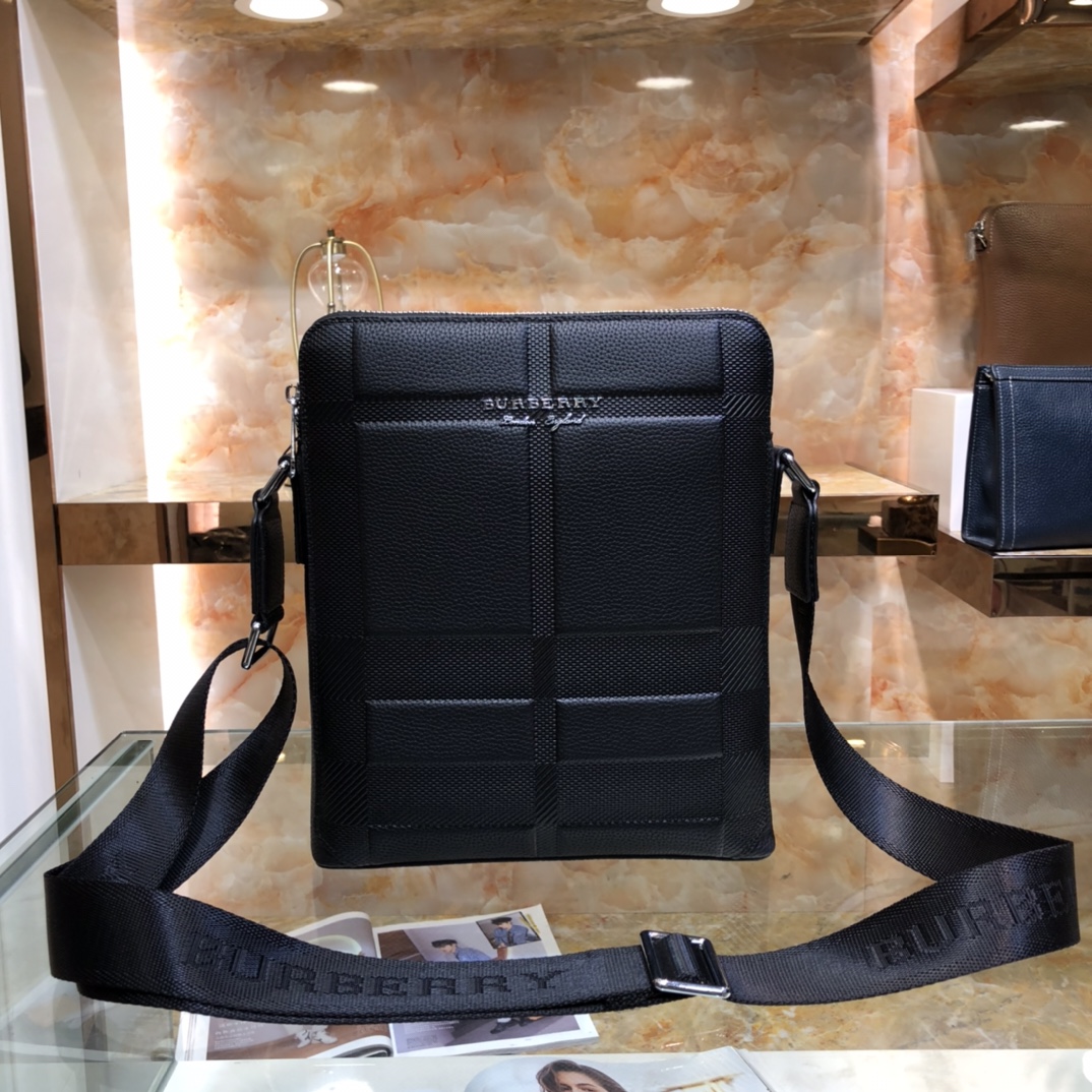 日本未入荷 バーバリー メンズ ショルダーバッグ スーパーコピー