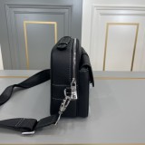 入手困難品！ エルメス メンズ ショルダーバッグ 偽物