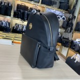 絶対欲しい！ステファノ·リッチ メンズ バックパック 偽物