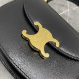 春もの新作 セリーヌ トリオンフ ショルダーバッグ Cev39034