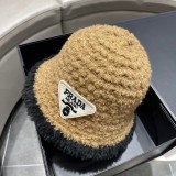 目を惹くカラー プラダ ハット 偽物