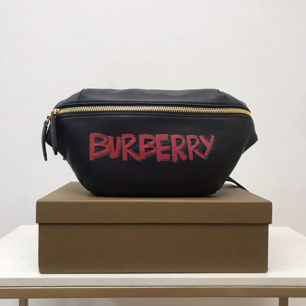 日本未入荷 バーバリー メンズ ウエストポーチ▪ボディバッグ 偽物