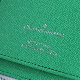 ルイヴィトン ジッピーウォレットヴェルティカル 偽物 長財布 m82590