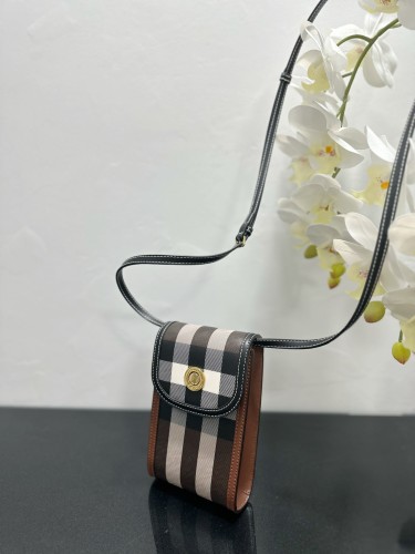 定番人気！ バーバリー メンズ 携帯電話バッグ スーパーコピー