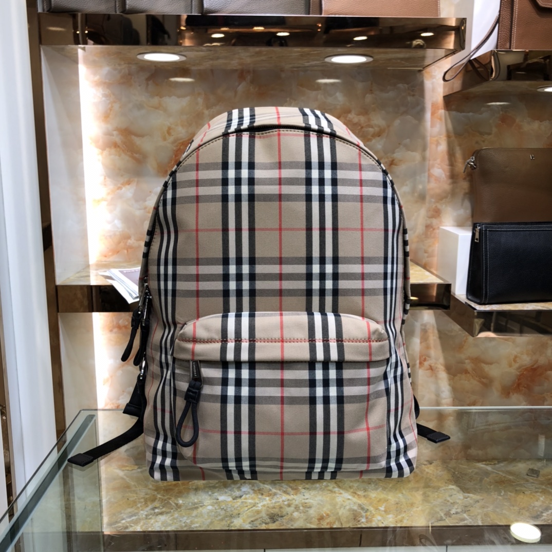 送料込 バーバリー メンズ バックパック スーパーコピー