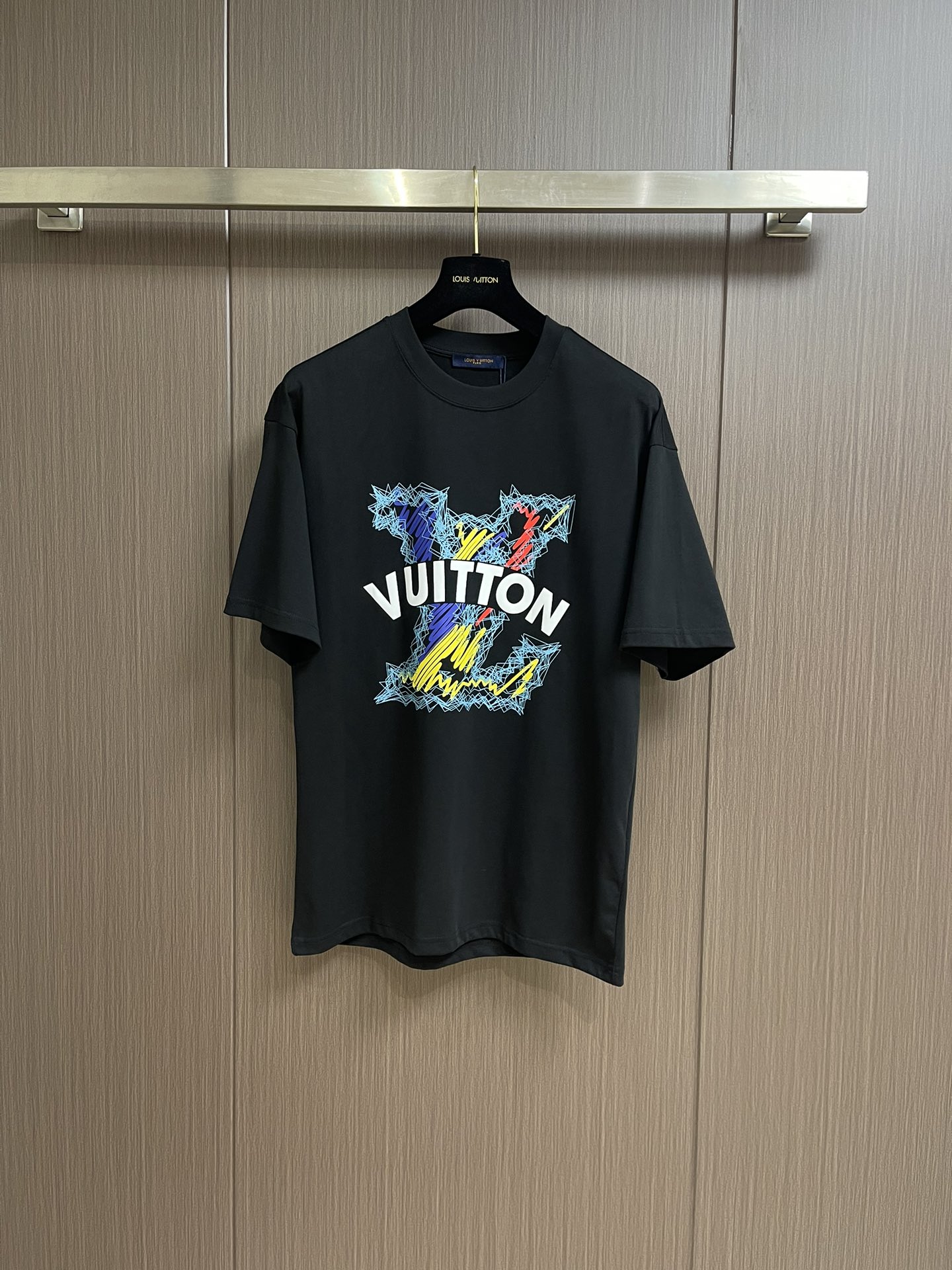 《人気★》2024 ルイヴィトン 新作 半袖Tシャツ スーパーコピー