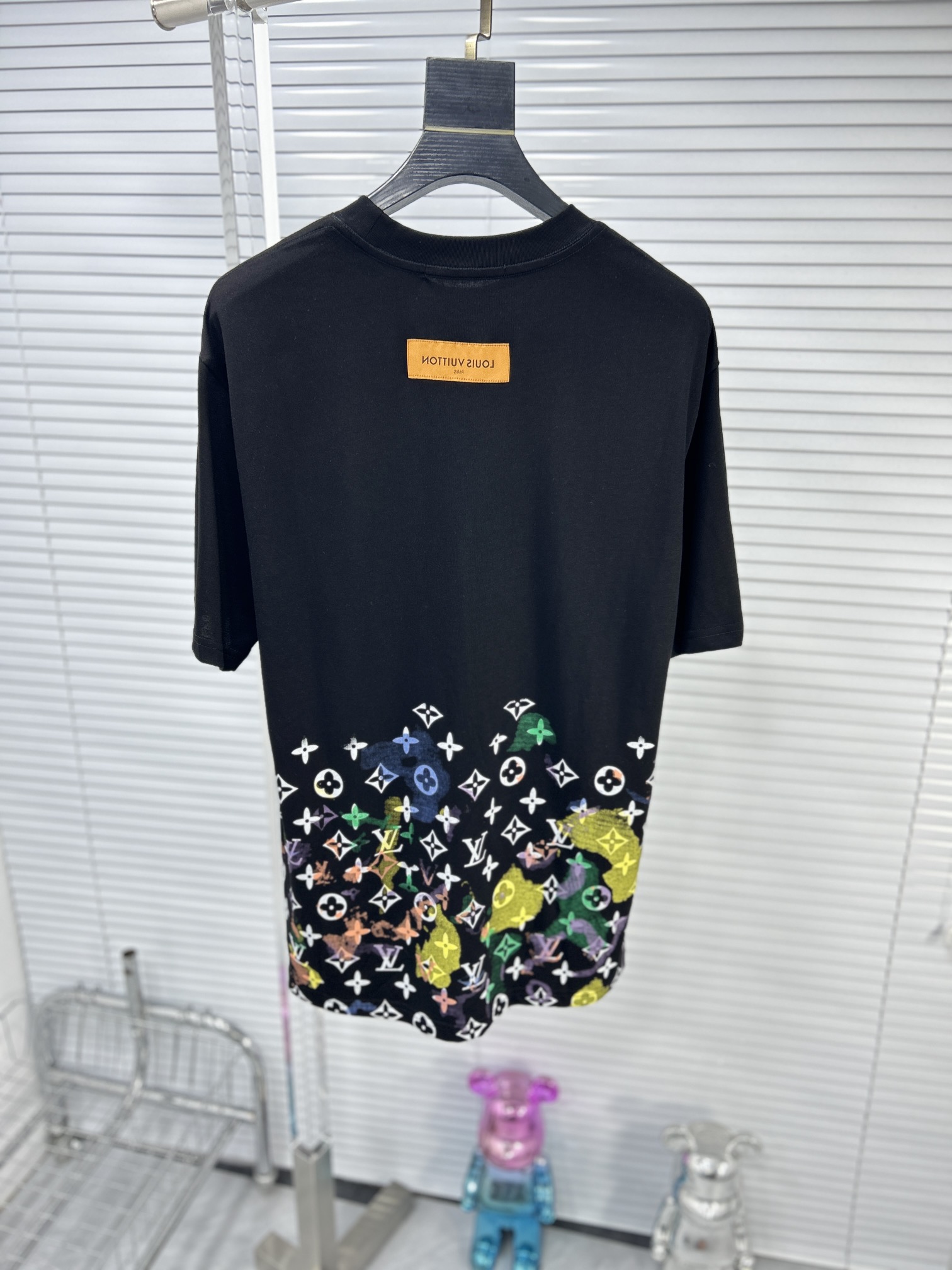 ★日本!!人気！2024 ルイヴィトン 新作 半袖Tシャツ コピー