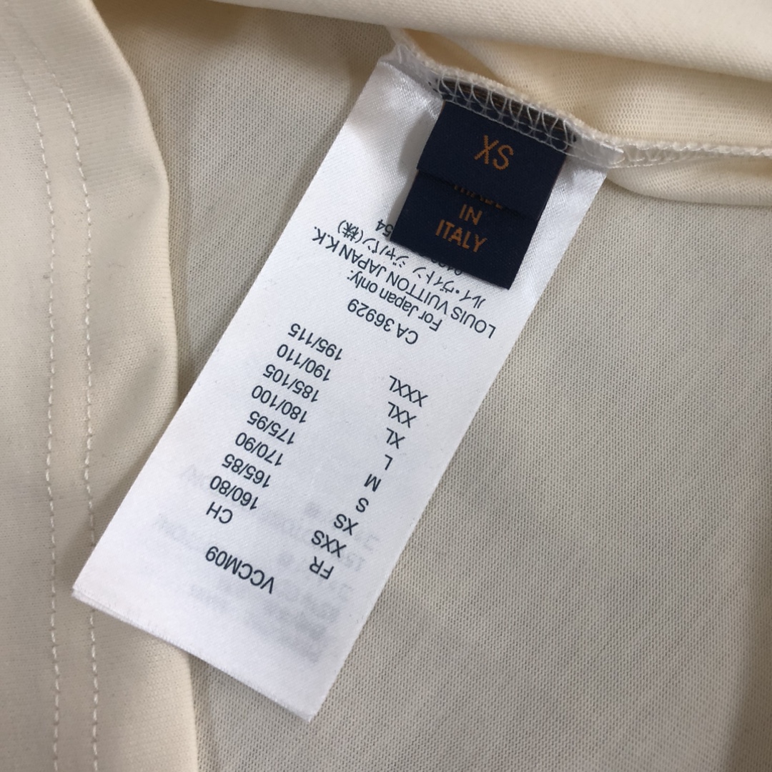 世界中で大人気♪ 2024 ルイヴィトン 新作 半袖Tシャツ コピー