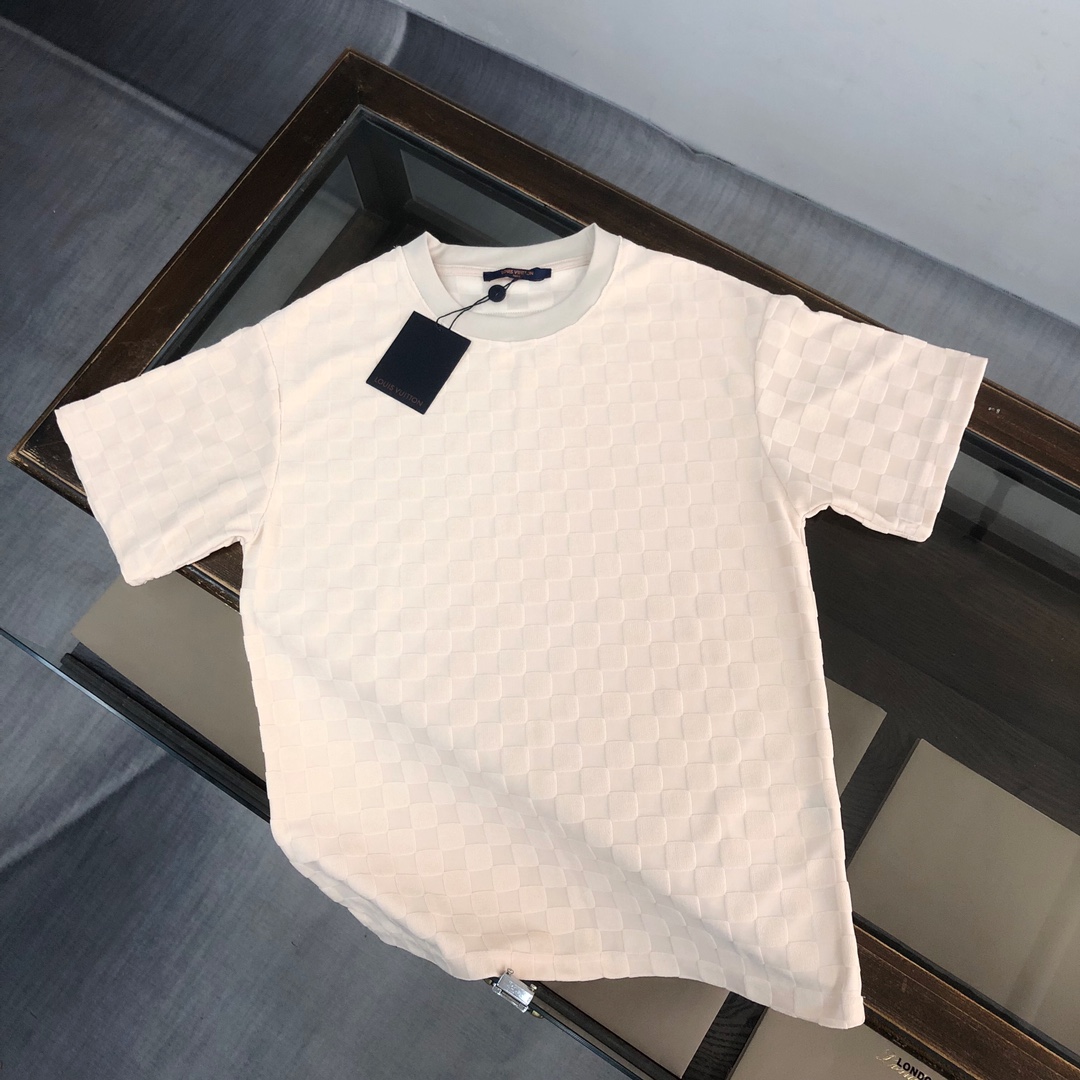 使い勝手良し 2024 ルイヴィトン 新作 半袖Tシャツ コピー