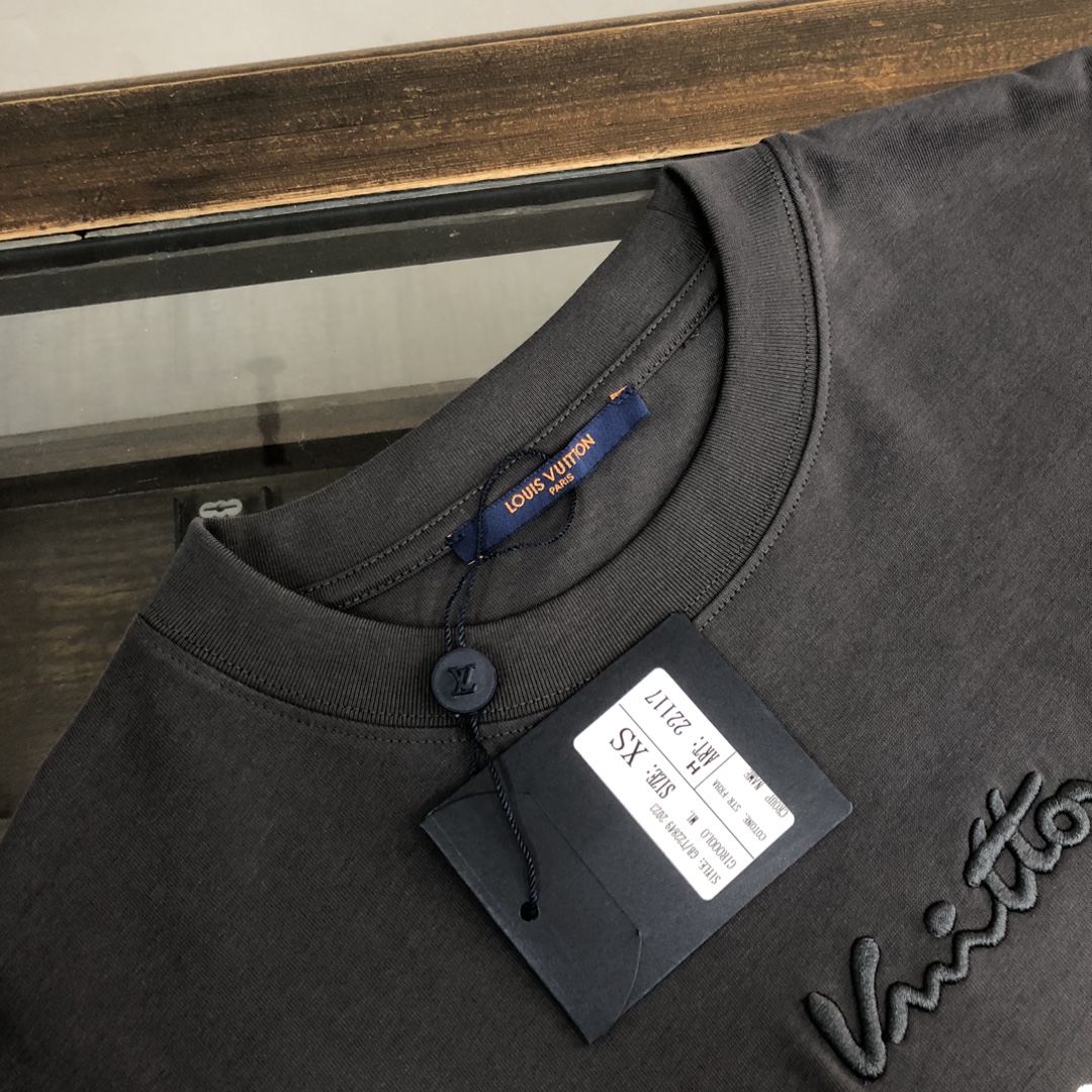 完売必至 2024 ルイヴィトン 新作 半袖Tシャツ スーパーコピー