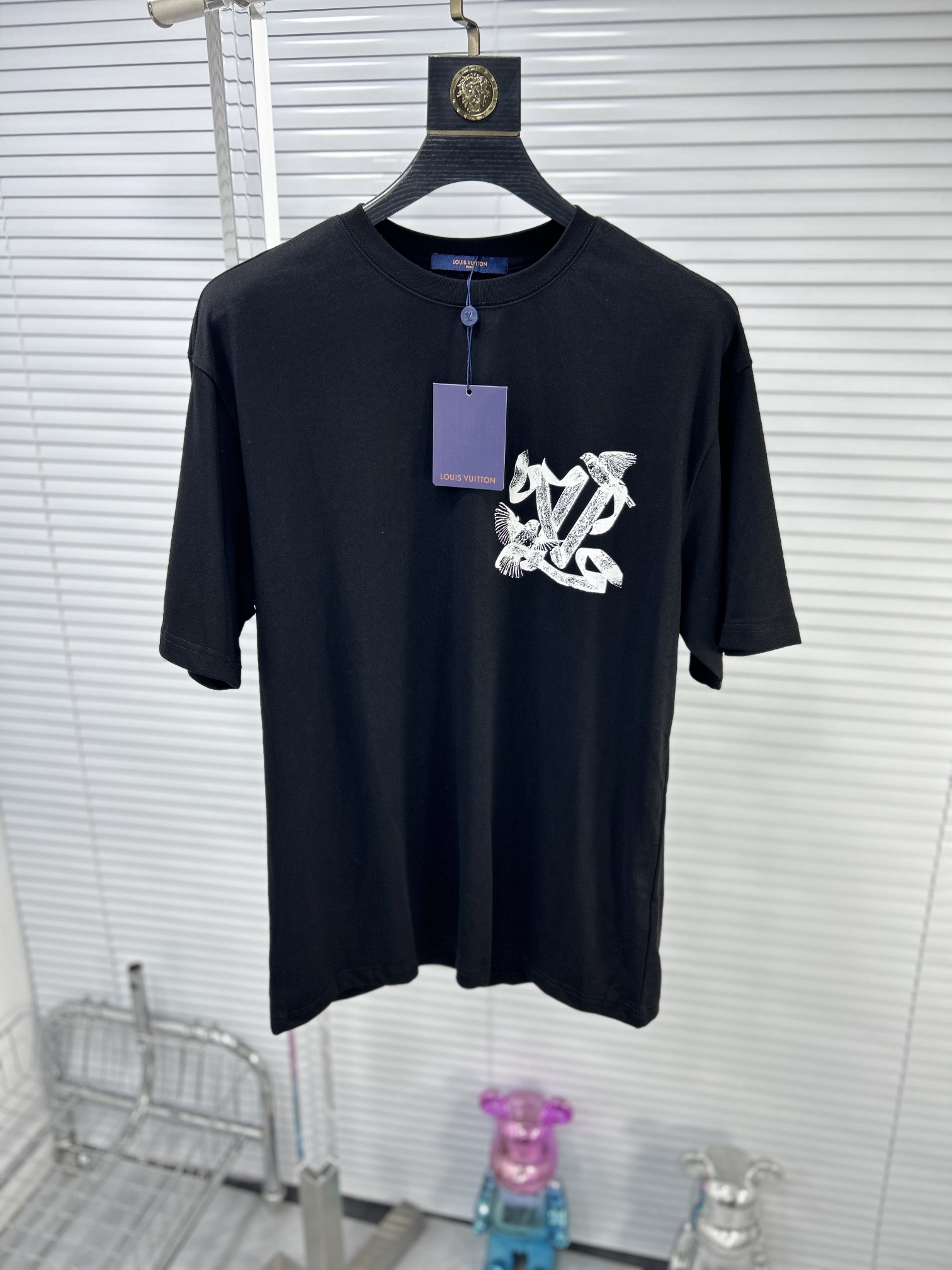 完売前に！2024 ルイヴィトン 新作 半袖Tシャツ 偽物