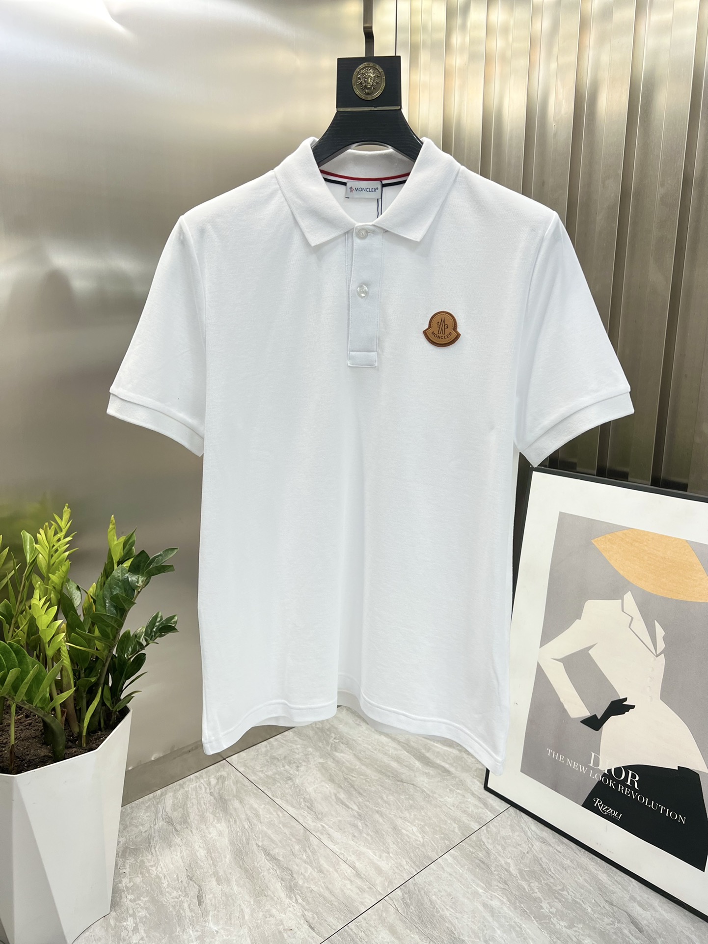 【大特価】2024 モンクレール 新作 半袖Tシャツ コピー