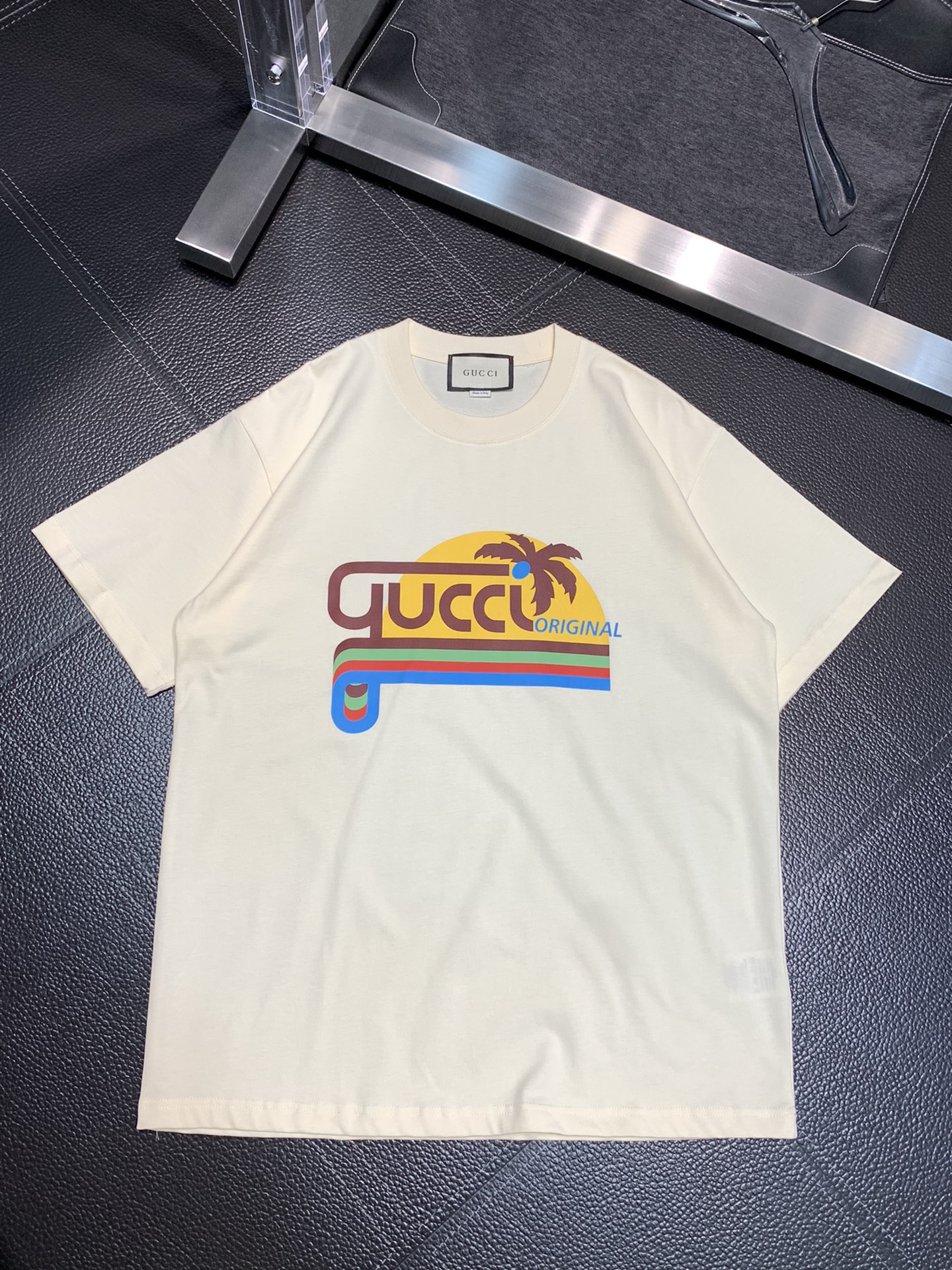 注目アイテム☆ 2024 グッチ 新作 半袖Tシャツ コピー 2色