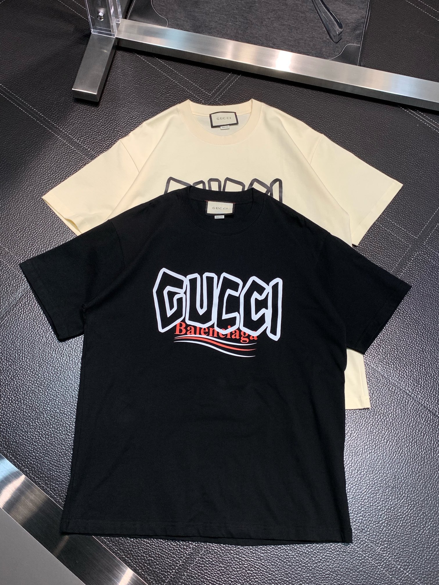 人気爆発☆ 2024 グッチ 新作 半袖Tシャツ 偽物 2色