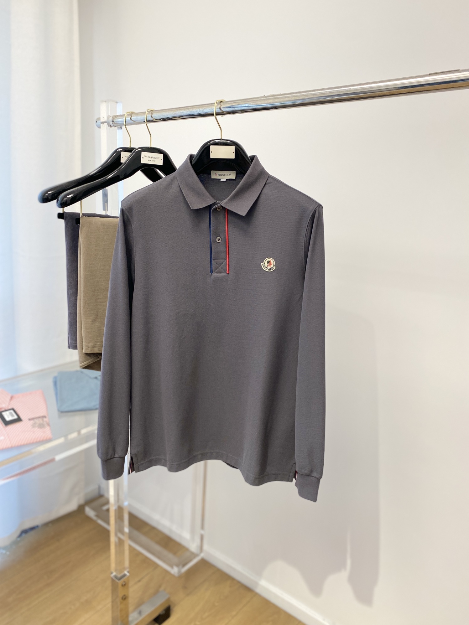 激安価格！2024 モンクレール 新作 長袖Tシャツ コピー