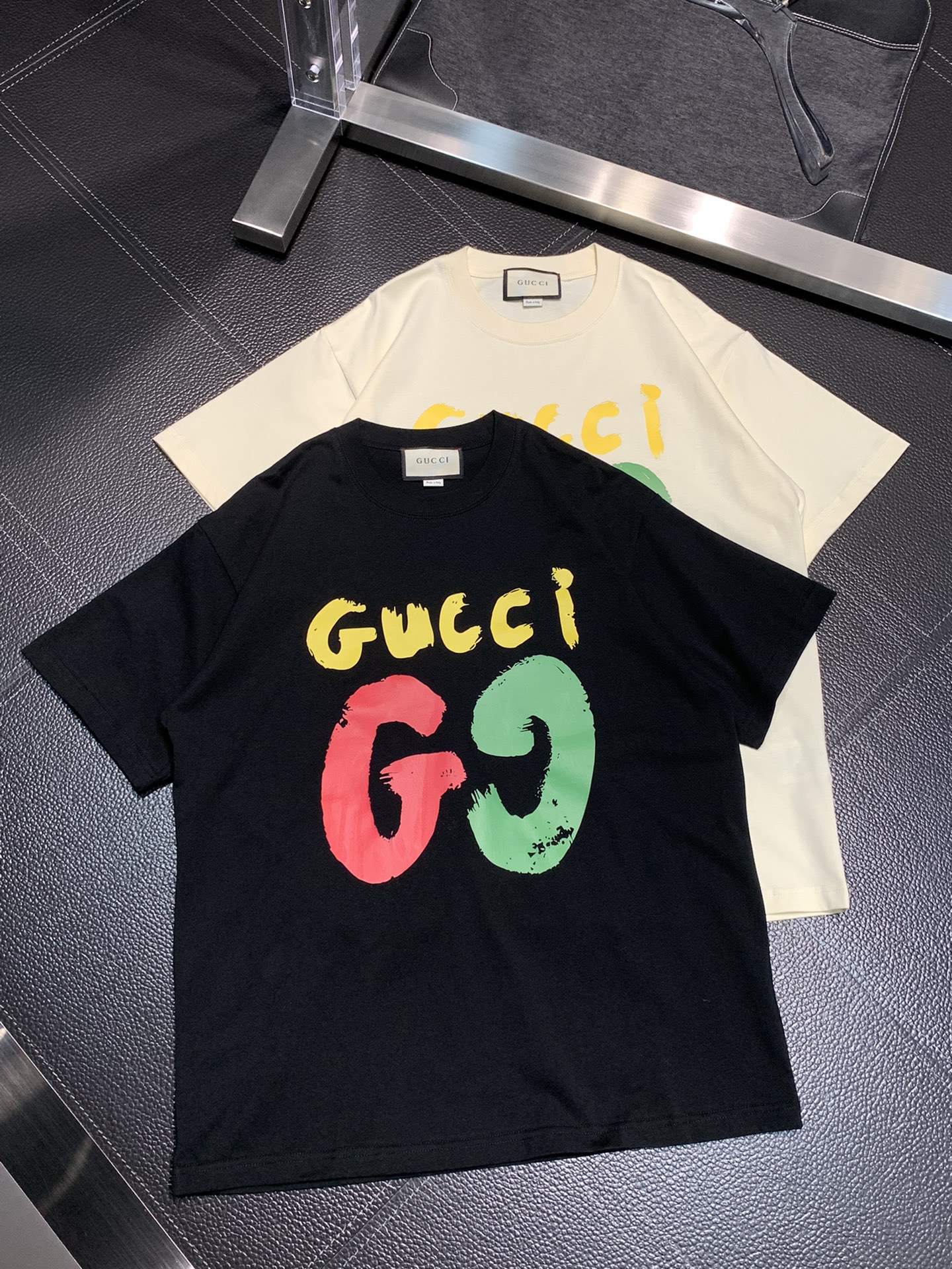 絶対欲しい！2024 グッチ 新作 半袖Tシャツ コピー 2色