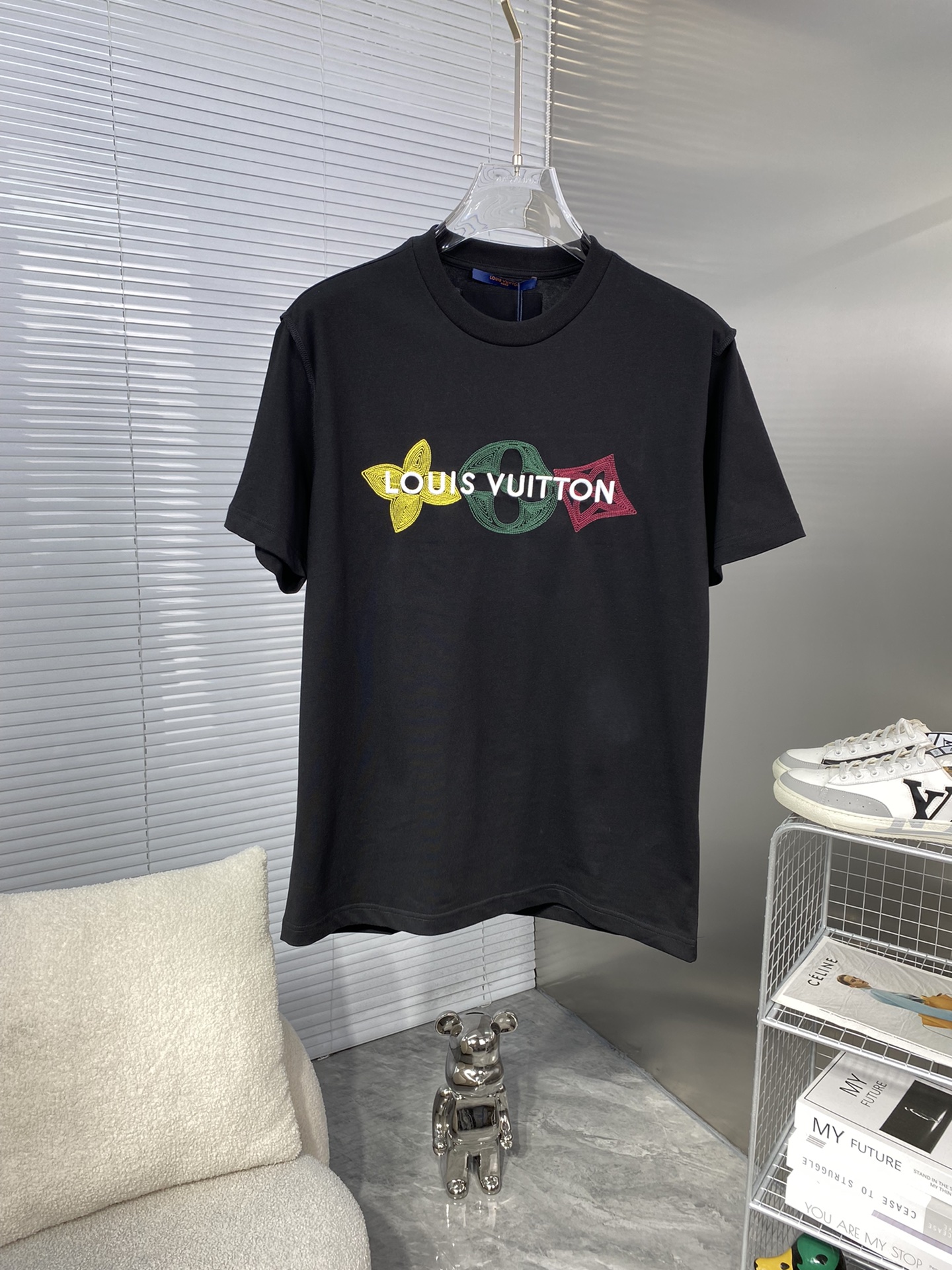 人気No1★ 2024 ルイヴィトン 新作 半袖Tシャツ コピー
