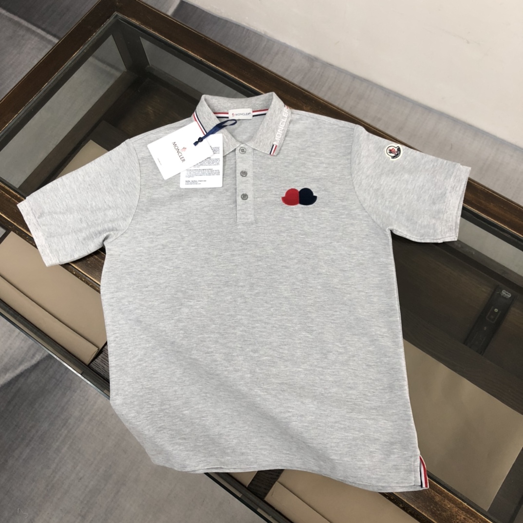 目を惹くカラー 2024 モンクレール 新作 半袖Tシャツ コピー